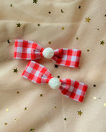 Load image into Gallery viewer, Darling Pompom Clip
