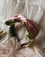 Load image into Gallery viewer, Rococo Art Series || Honorée
