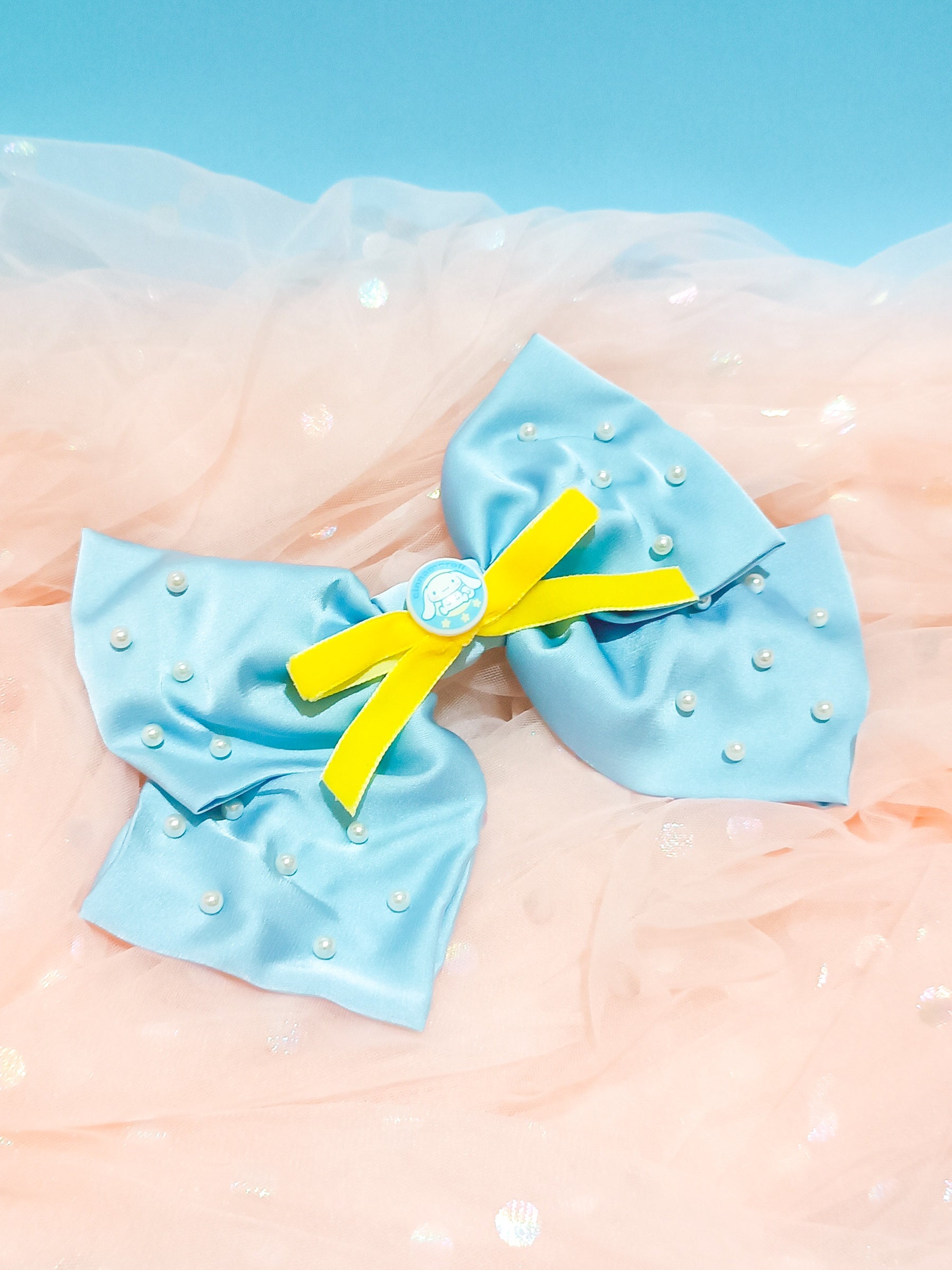 Kawaii Couer Pearl Bow