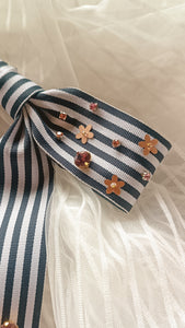 Riviera Gold Bow